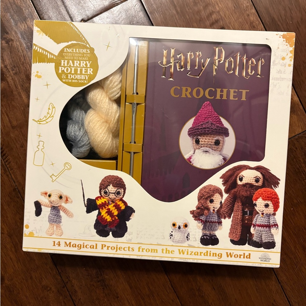 NEW IN BOX Harry Potter Crochet Kit